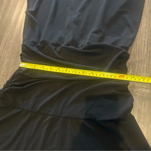 Le Chateau Black Draped Midi Dress - Picture 7 of 8